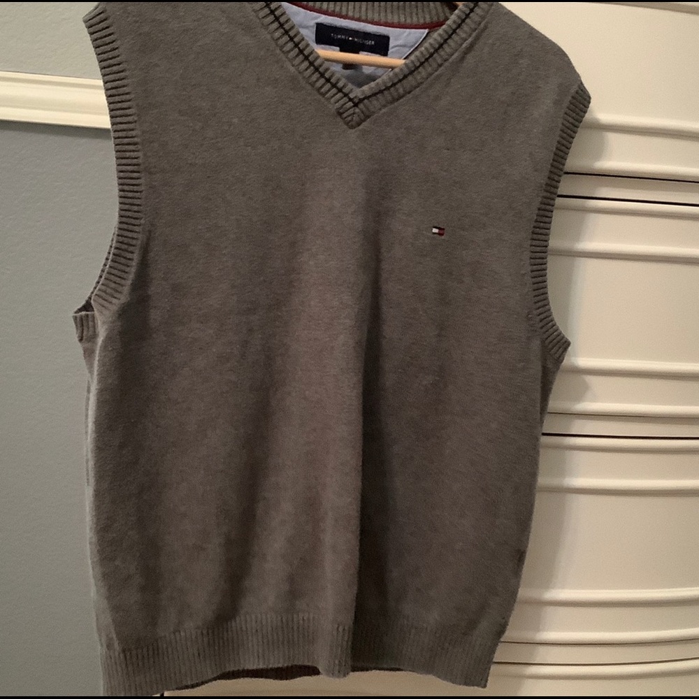 tommy hilfiger vest